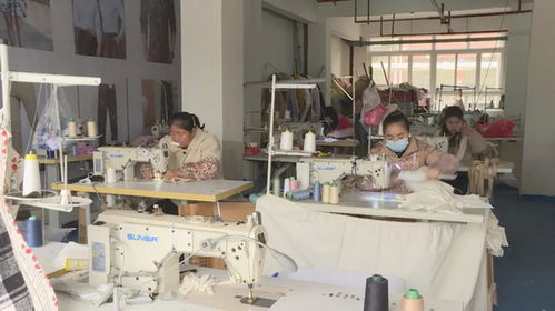 何世昌 返鄉(xiāng)創(chuàng)辦服飾廠 帶動(dòng)群眾增收致富