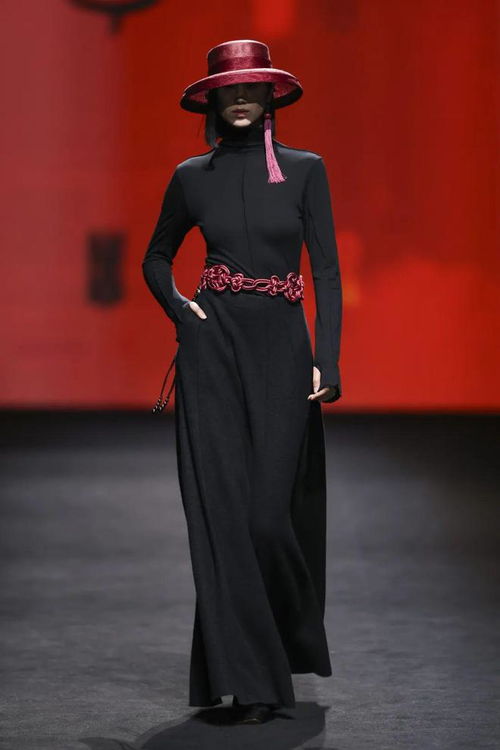 嘉定本土服裝品牌三登上海時(shí)裝周,演繹宋代服飾之美